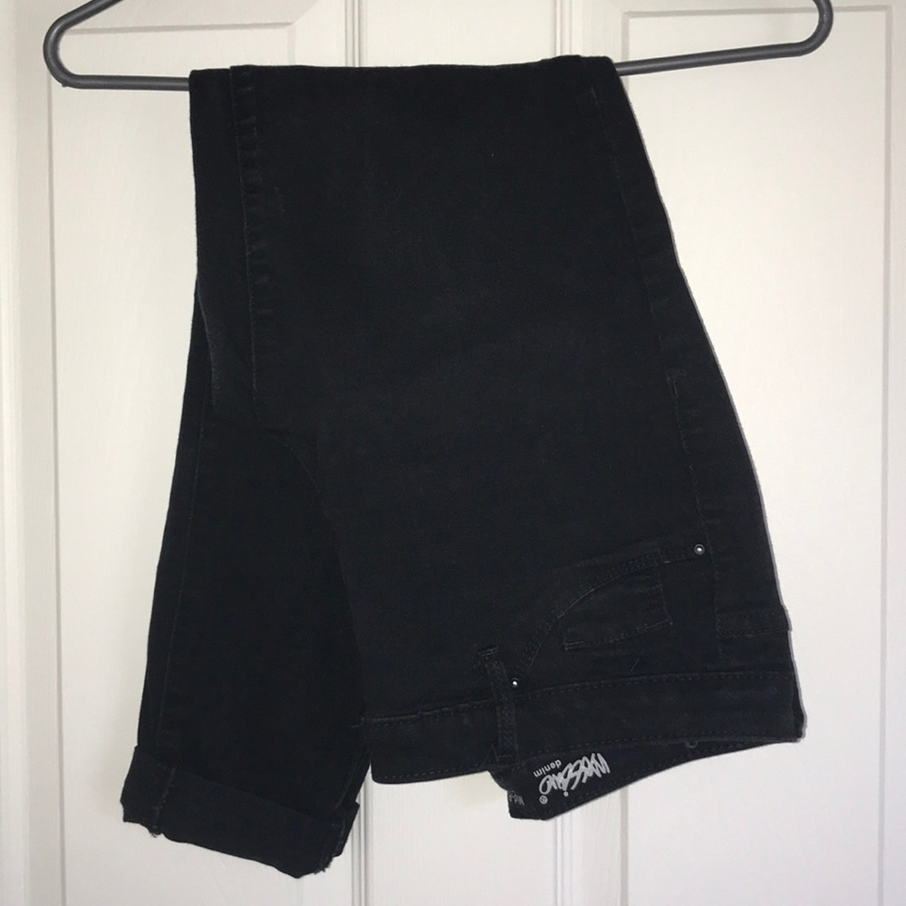 Black mid rise jeggings